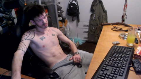 NICK21CM1  02-02-2023